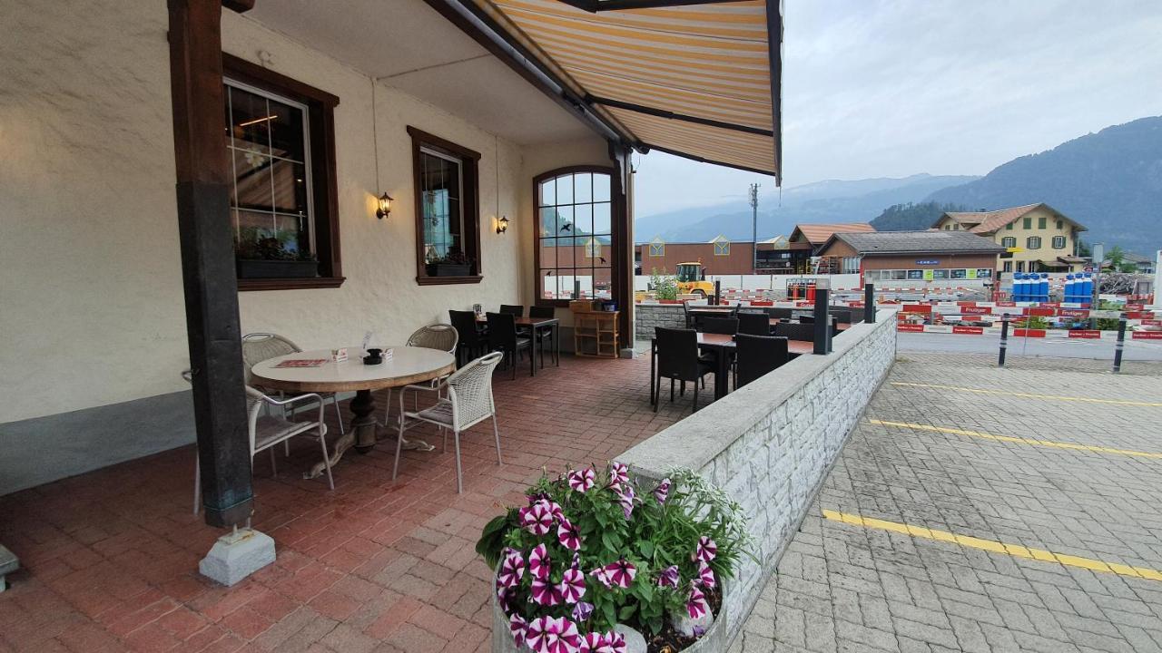 Gasthof Hirschen In Wilderswil Bagian luar foto