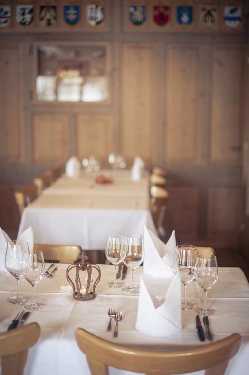 Gasthof Hirschen In Wilderswil Bagian luar foto